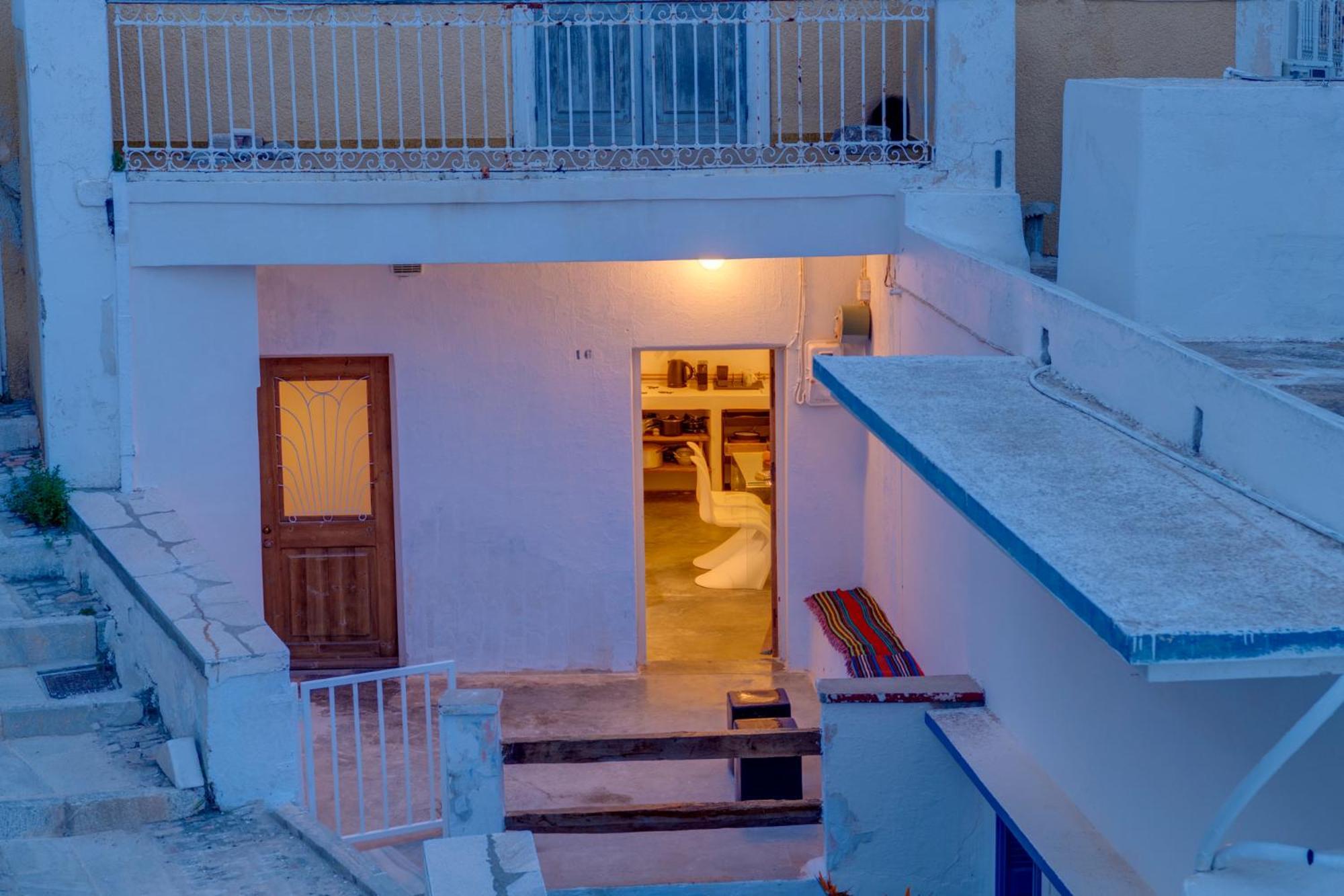 הוילה אנו סירוס Syros Art House מראה חיצוני תמונה
